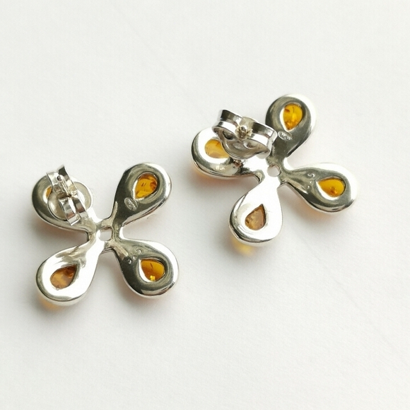 New, sterling silver amber modern flower stud earrings - Picture 4 of 6